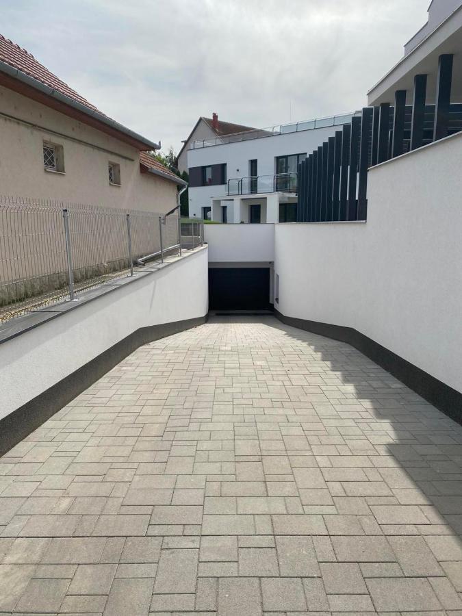 Oasis Apartman Hajdúszoboszló Exterior foto