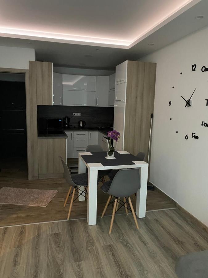 Oasis Apartman Hajdúszoboszló Exterior foto